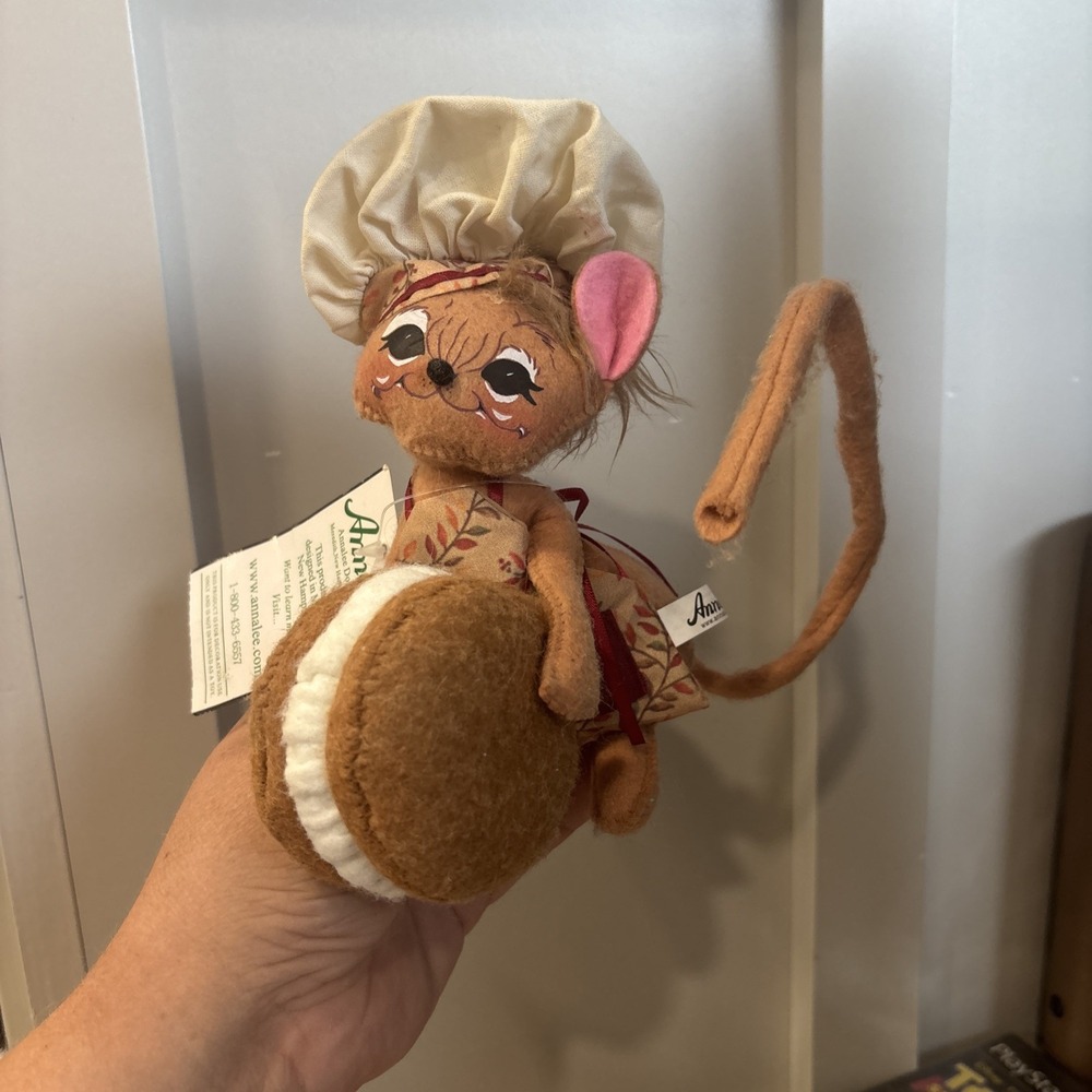 Annalee Doll Pumpkin Whoopie Pie Chef Mouse 6" Retired Fall Decor Shelf Mice